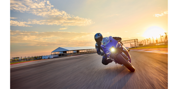 Nouvelle R9 | Une nouvelle génération de Supersport