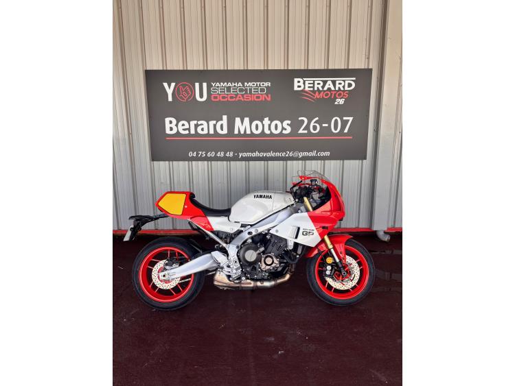 YAMAHA XSR 900 GP