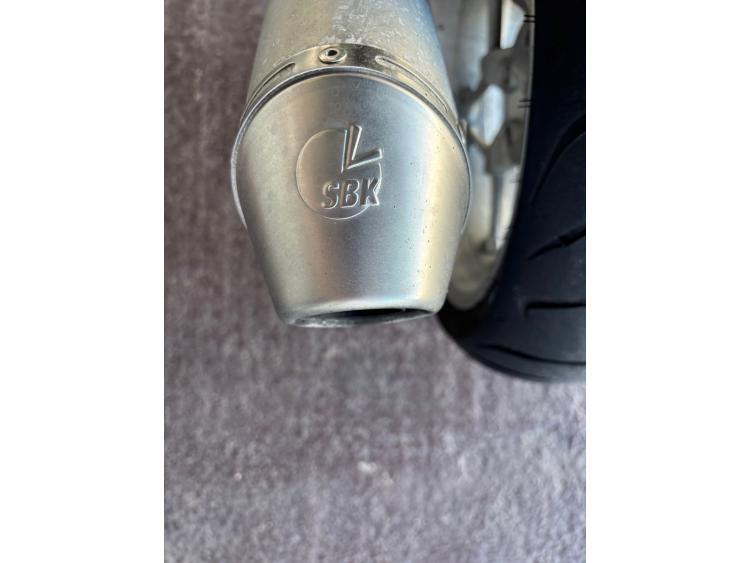 BMW R1200R / ABS / A RESTAURER