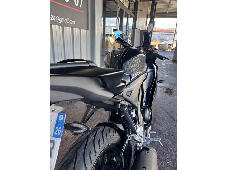 YAMAHA YZF-R 125